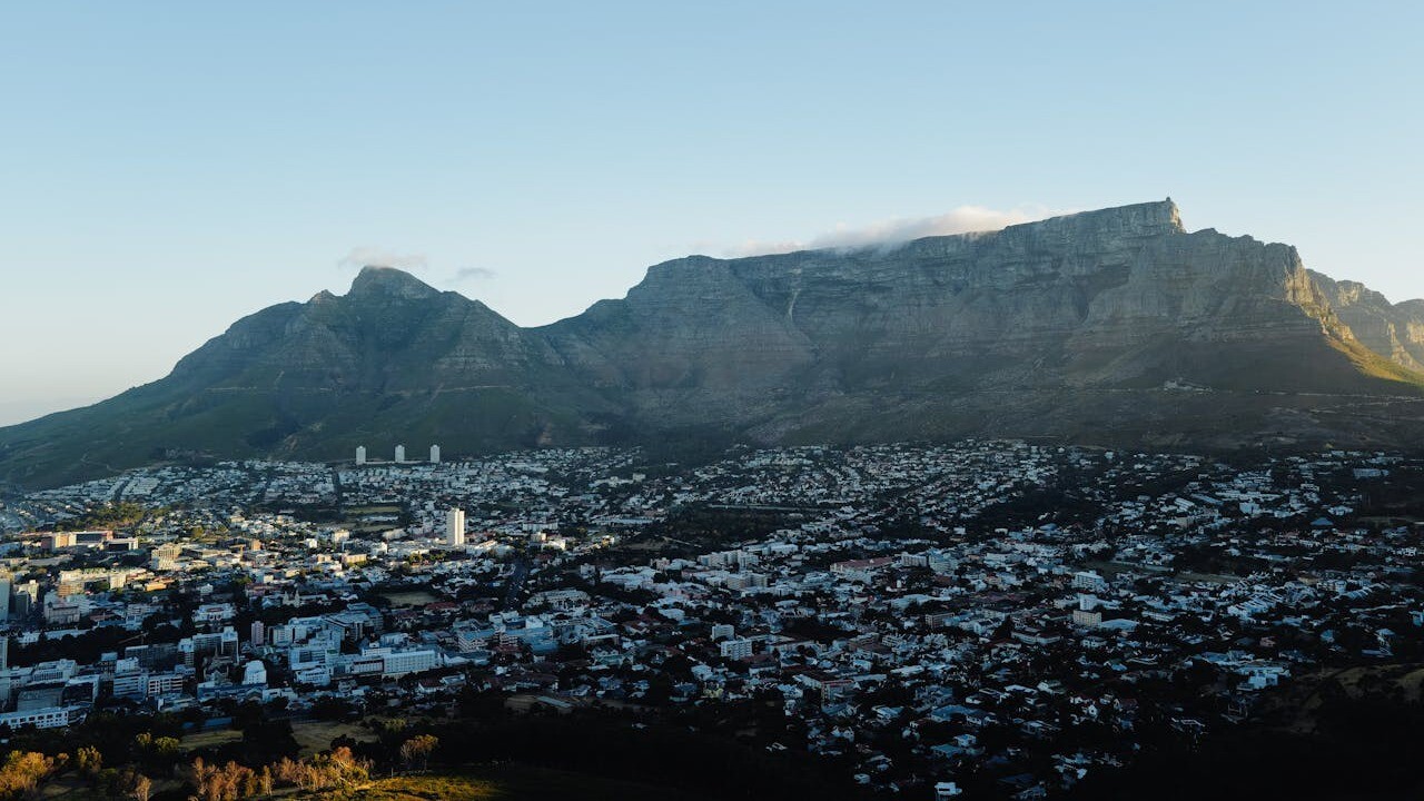 pexels-adrien-olichon web  2